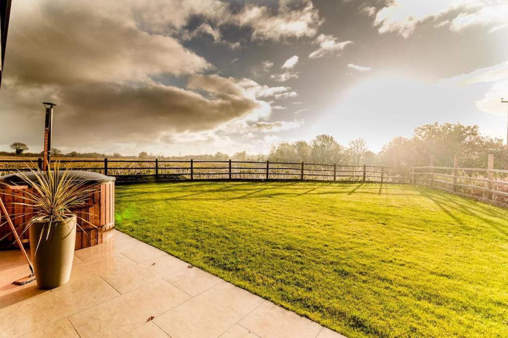Beautiful Barn Conversion Close To The Broads Dilham Bagian luar foto