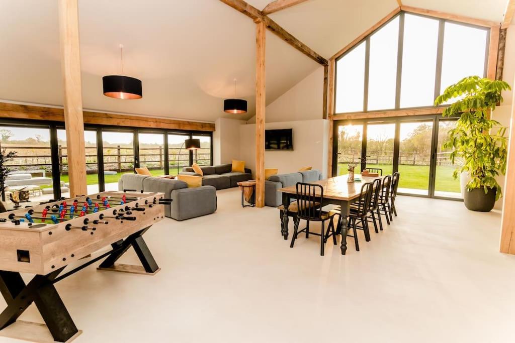 Beautiful Barn Conversion Close To The Broads Dilham Bagian luar foto